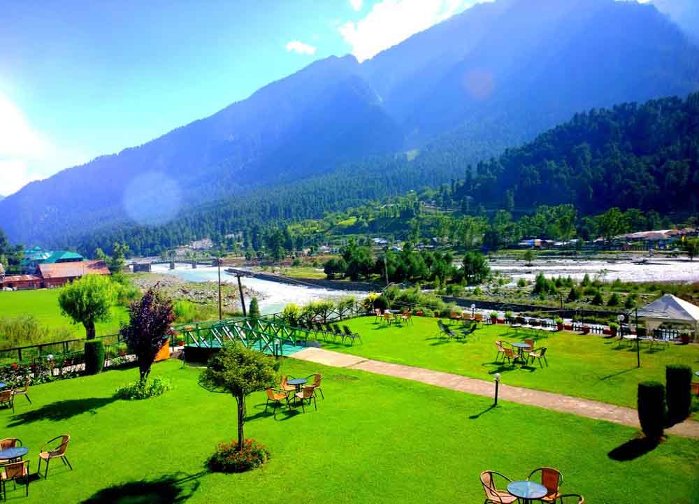 Travel Service in Himachal